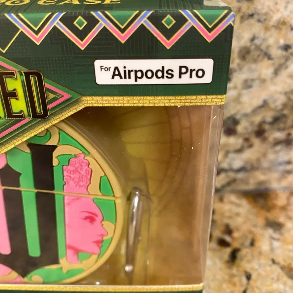 Wicked~ AirPods PRO Case - Picture 5 of 7